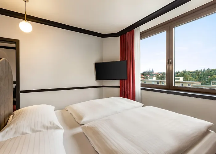 Hotel Diplomat