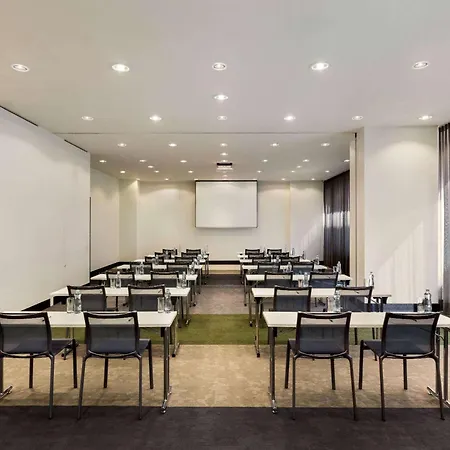 Vienna House By Wyndham Diplomat 4* Praha