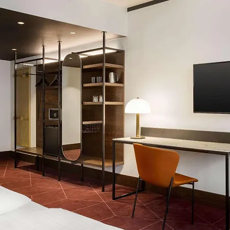 Vienna House By Wyndham Diplomat Hotel 4*