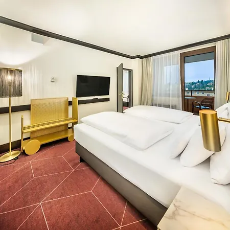Diplomat 4* Prague