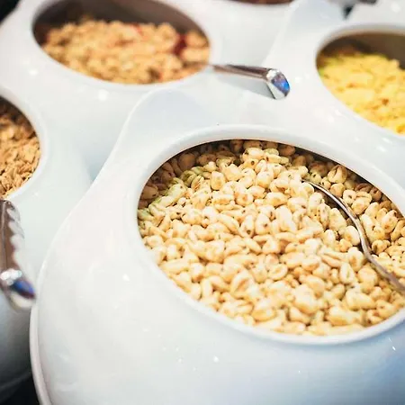 Vienna House By Wyndham Diplomat 4* Prag