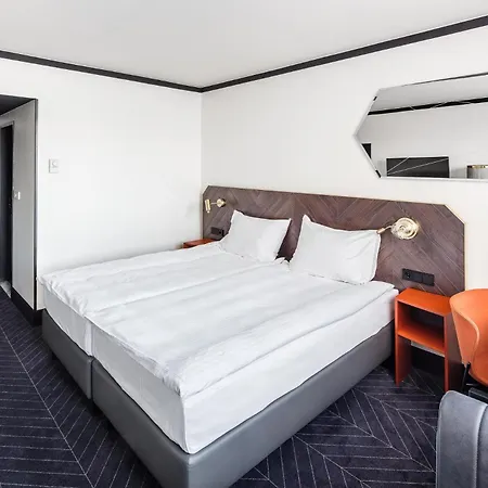 Vienna House By Wyndham Diplomat Hotel Prag